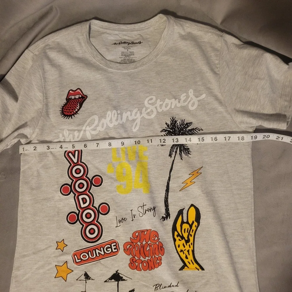 Rolling Stones Voodoo Lounge Live '94 Graphic T-Shirt, Size S